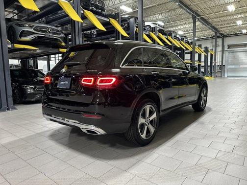 2022 Mercedes-Benz GLC 300 Base 4MATIC