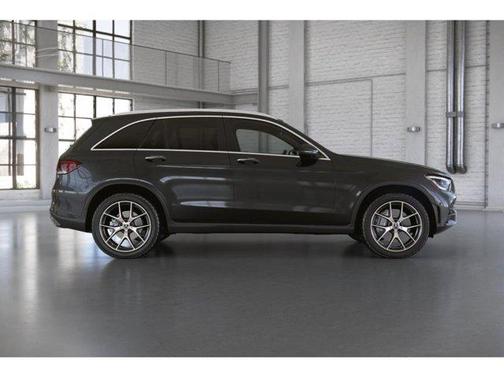 2022 Mercedes-Benz GLC 300 Base 4MATIC