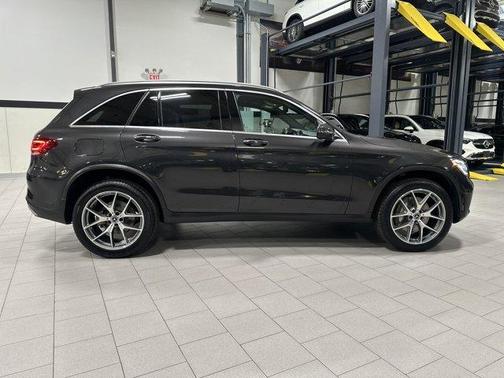 2022 Mercedes-Benz GLC 300 Base 4MATIC