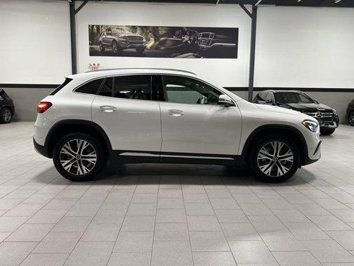 2025 Mercedes-Benz GLA 250 Base 4MATIC