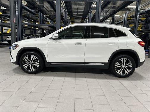 2025 Mercedes-Benz GLA 250 Base 4MATIC