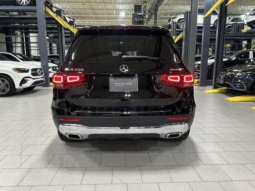 Midnight Black 2023 Mercedes-Benz GLB 250 Base 4MATIC