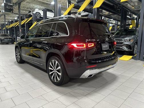 Midnight Black 2023 Mercedes-Benz GLB 250 Base 4MATIC