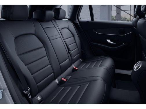 2022 Mercedes-Benz GLC 300 Base 4MATIC