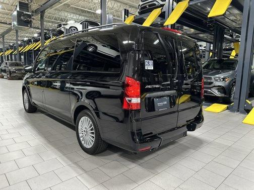 Obsidian Black Metallic 2020 Mercedes-Benz Metris Base