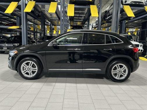 2023 Mercedes-Benz GLA 250 Base 4MATIC