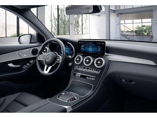 2022 Mercedes-Benz GLC 300 Base 4MATIC