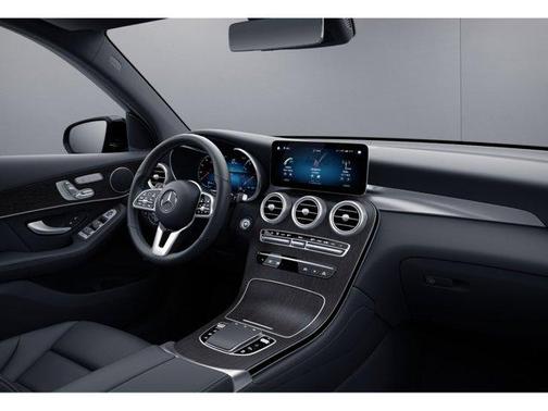 2022 Mercedes-Benz GLC 300 Base 4MATIC