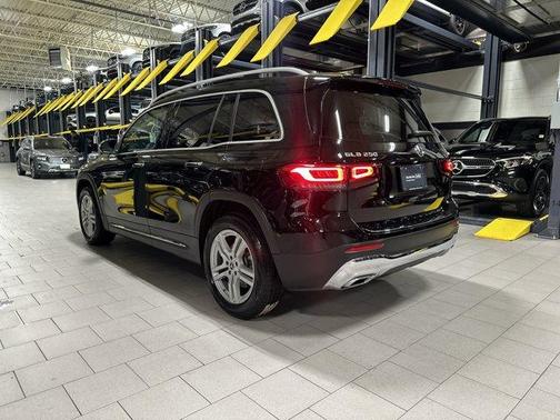 2023 Mercedes-Benz GLB 250 Base 4MATIC