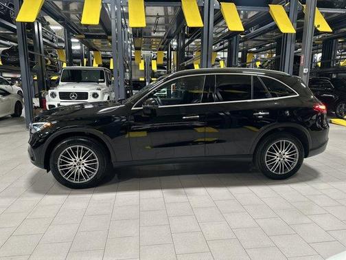2024 Mercedes-Benz GLC 300 Base 4MATIC