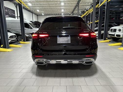 2024 Mercedes-Benz GLC 300 Base 4MATIC