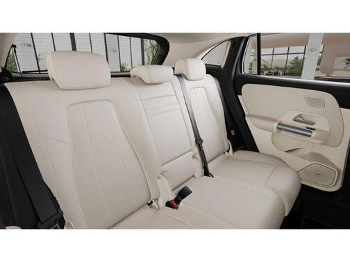 2025 Mercedes-Benz GLA 250 Base 4MATIC