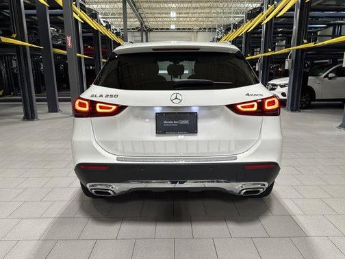 2023 Mercedes-Benz GLA 250 Base 4MATIC