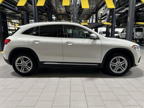 2023 Mercedes-Benz GLA 250 Base 4MATIC