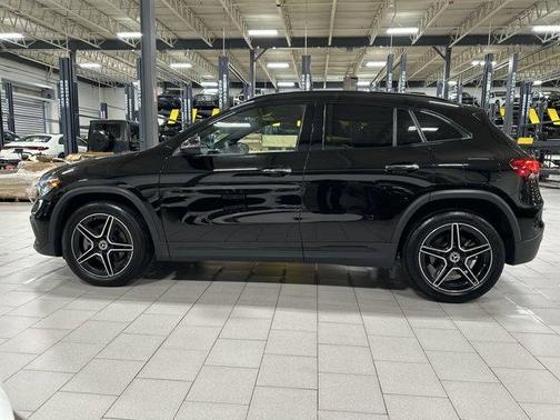 2021 Mercedes-Benz GLA 250 Base 4MATIC