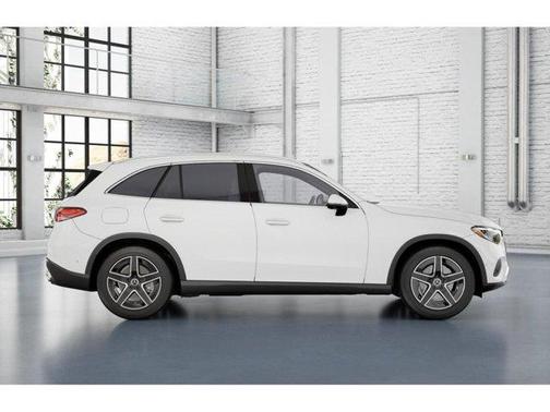 Polar White 2027 Mercedes-Benz GLC 300