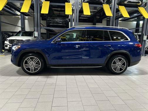 2022 Mercedes-Benz GLS 450 4MATIC