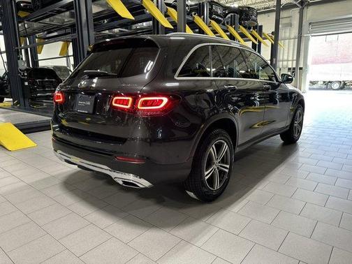 2022 Mercedes-Benz GLC 300 Base 4MATIC