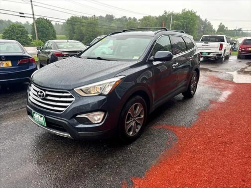 2016 Hyundai SANTA FE SE