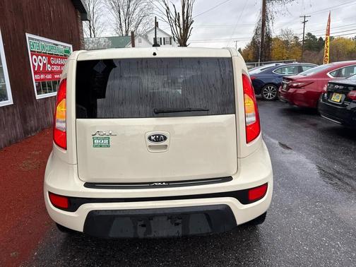 2012 Kia Soul Base