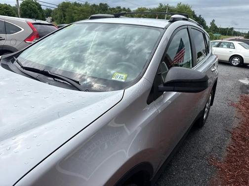 Classic Silver Metallic 2015 Toyota RAV4 LE