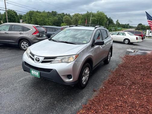 Classic Silver Metallic 2015 Toyota RAV4 LE