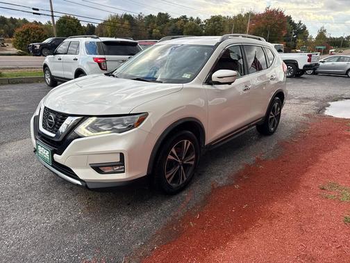 2018 Nissan Rogue SV