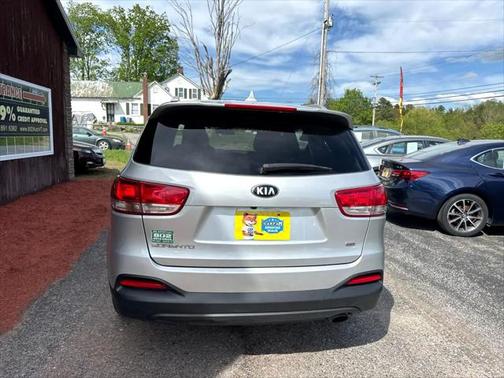 2016 Kia Sorento LX