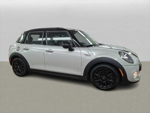 2016 MINI Hardtop Cooper S