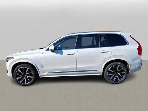 Crystal White Metallic 2024 Volvo XC90 B6 Ultimate Bright Theme 7-Seater