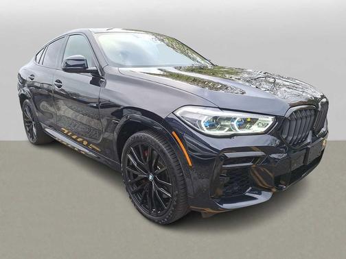 2022 BMW X6 M50i