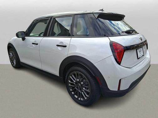 2025 MINI Hardtop Cooper