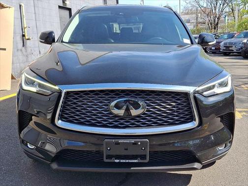 2022 INFINITI QX50 LUXE AWD