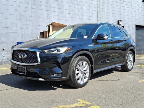 2022 INFINITI QX50 LUXE AWD