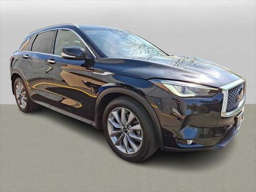 2022 INFINITI QX50 LUXE AWD