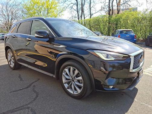 2022 INFINITI QX50 LUXE AWD