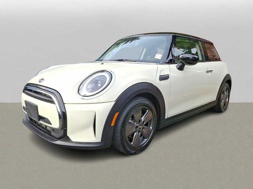 2023 MINI Hardtop Cooper