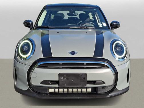Moonwalk Grey Metallic 2022 MINI Hardtop Cooper