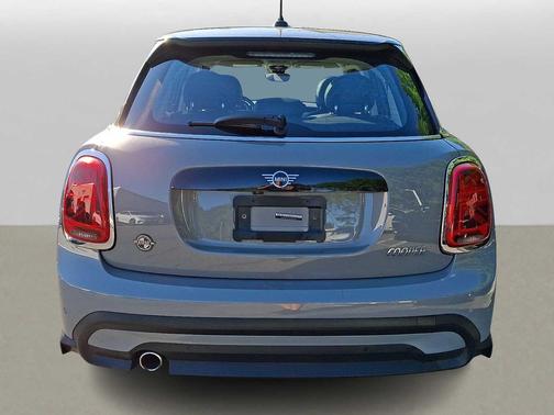 Moonwalk Grey Metallic 2022 MINI Hardtop Cooper
