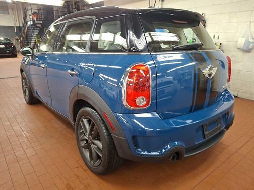 2012 MINI Cooper S Countryman Base