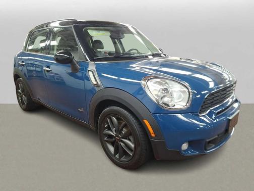 2012 MINI Cooper S Countryman Base
