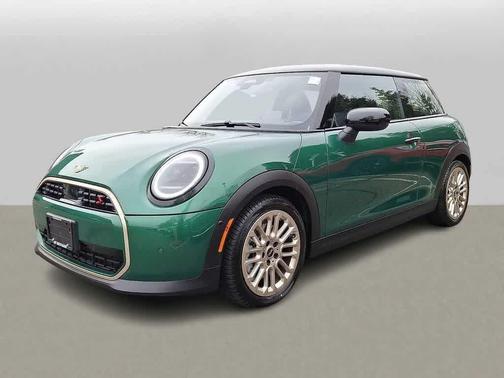 British Racing Green IV Metallic 2025 MINI Hardtop Cooper S