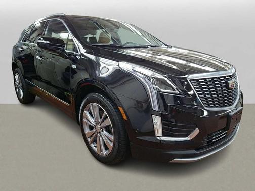 Stellar Black Metallic 2024 Cadillac XT5 Premium Luxury