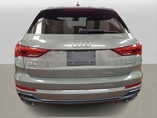 2019 Audi Q3 2.0T S line Premium Plus