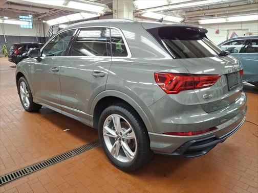 2019 Audi Q3 2.0T S line Premium Plus