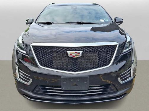 Stellar Black Metallic 2024 Cadillac XT5 Sport