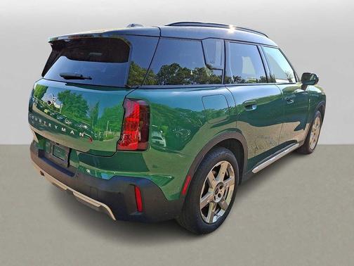 British Racing Green IV Metallic 2025 MINI Countryman Cooper S ALL4
