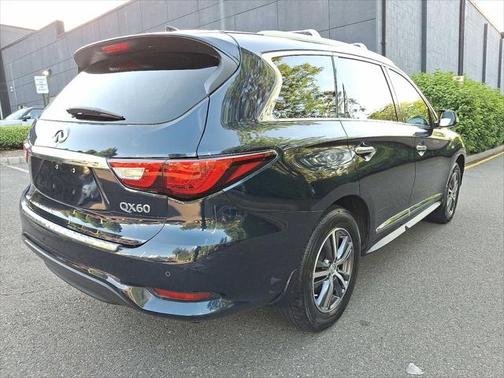 2016 INFINITI QX60 Base