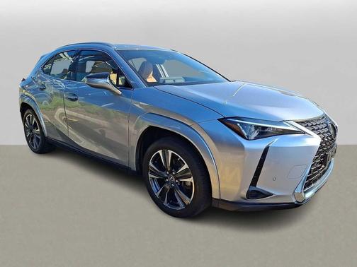 Iridium 2023 Lexus UX 250h Base