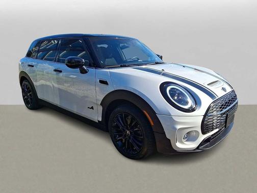 Nanuq White Metallic 2024 MINI Clubman Cooper S ALL4